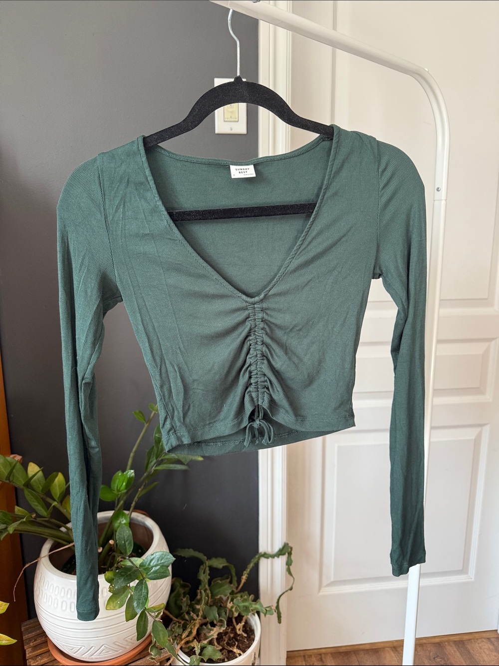 Sunday Best Ruched V-Neck Long Sleeve Crop Top - Dark Green